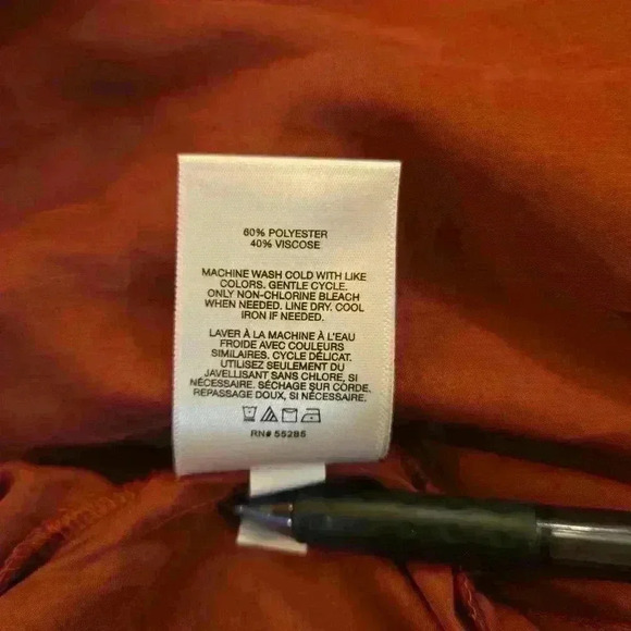 NWT Express Womens Button Down Lightweight Top Maroon Pink Red Size Large - Picture 9 of 9